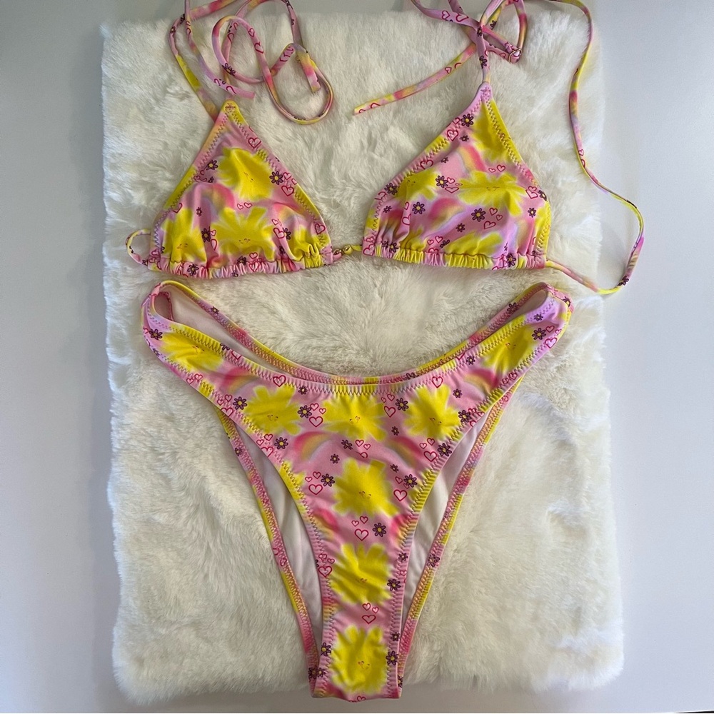 Heavy manners mirror palaise sun print Brazilian bikini small medium nwot